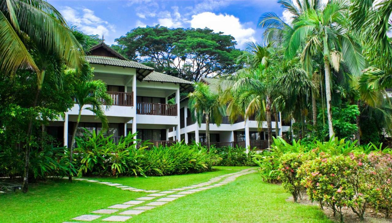 Mines Beach Resort Hotel Seri Kembangan Extérieur photo