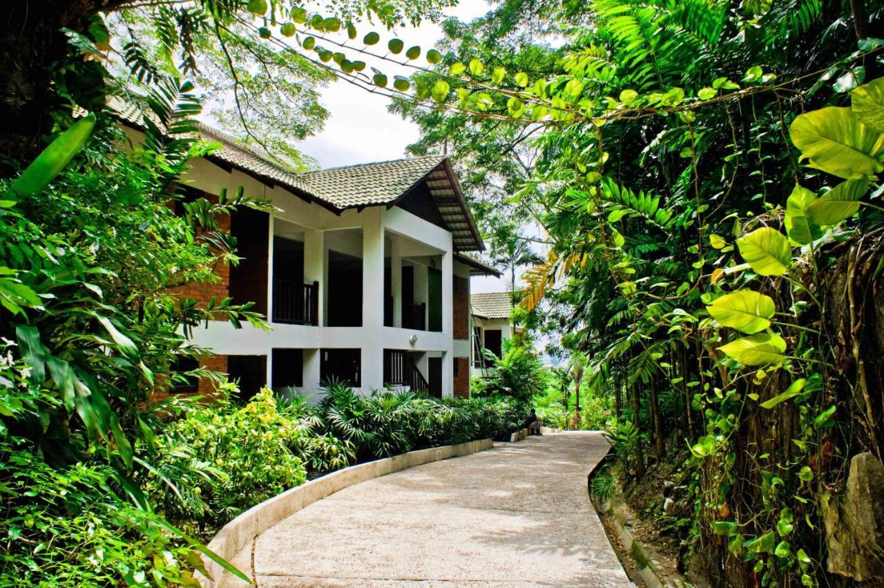 Mines Beach Resort Hotel Seri Kembangan Extérieur photo