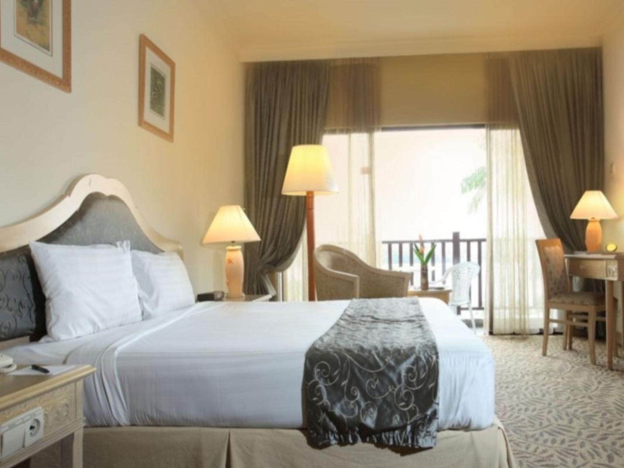 Mines Beach Resort Hotel Seri Kembangan Extérieur photo