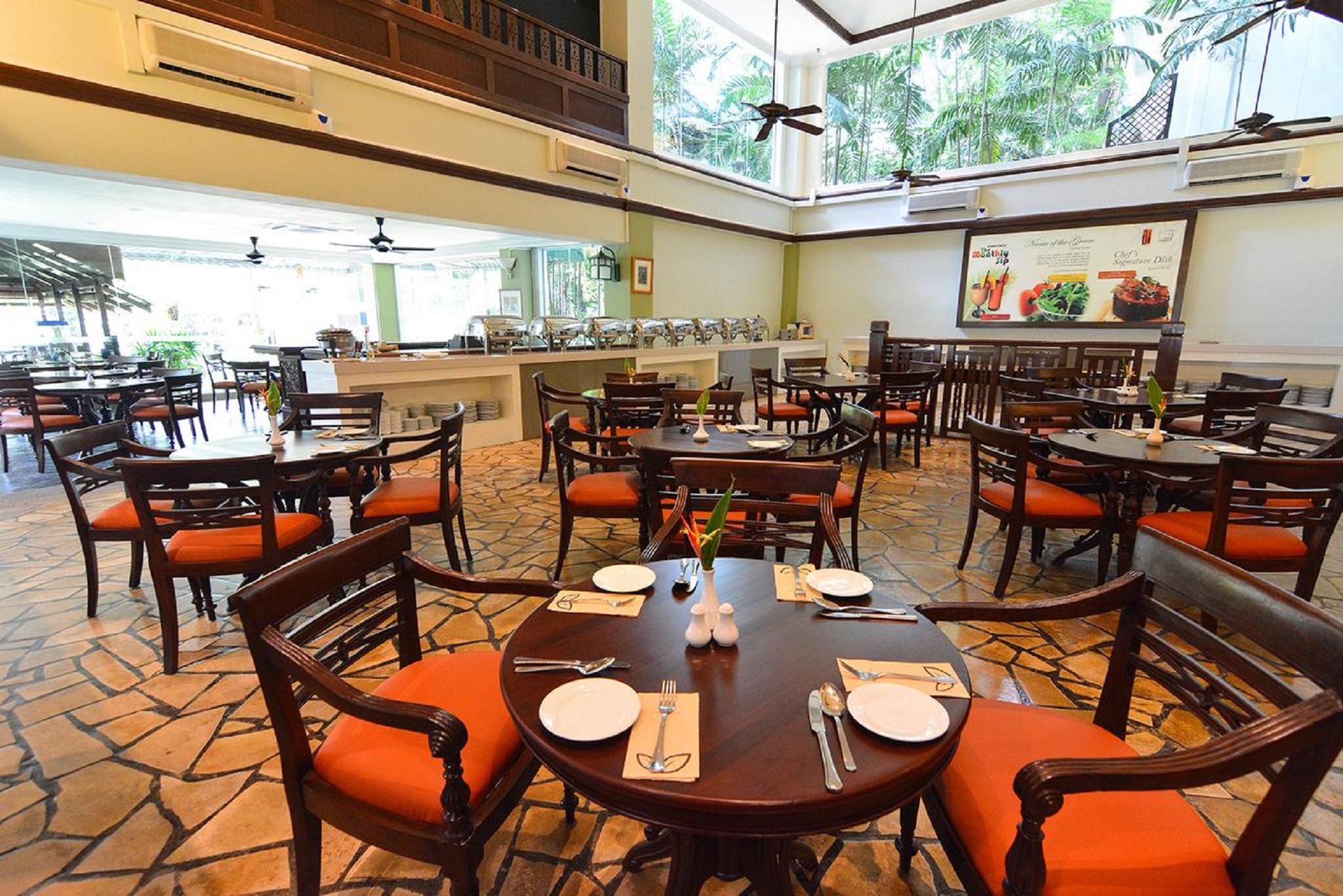Mines Beach Resort Hotel Seri Kembangan Extérieur photo
