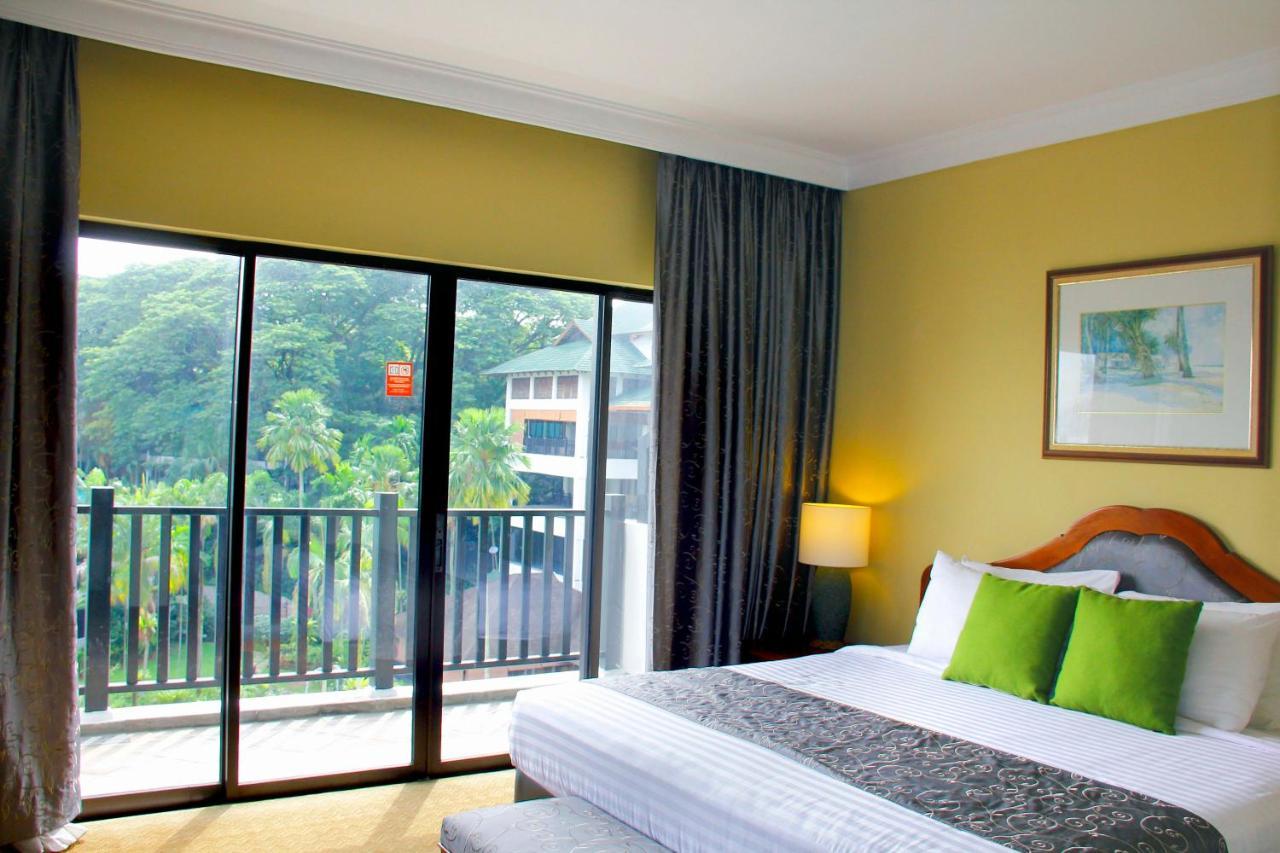 Mines Beach Resort Hotel Seri Kembangan Extérieur photo