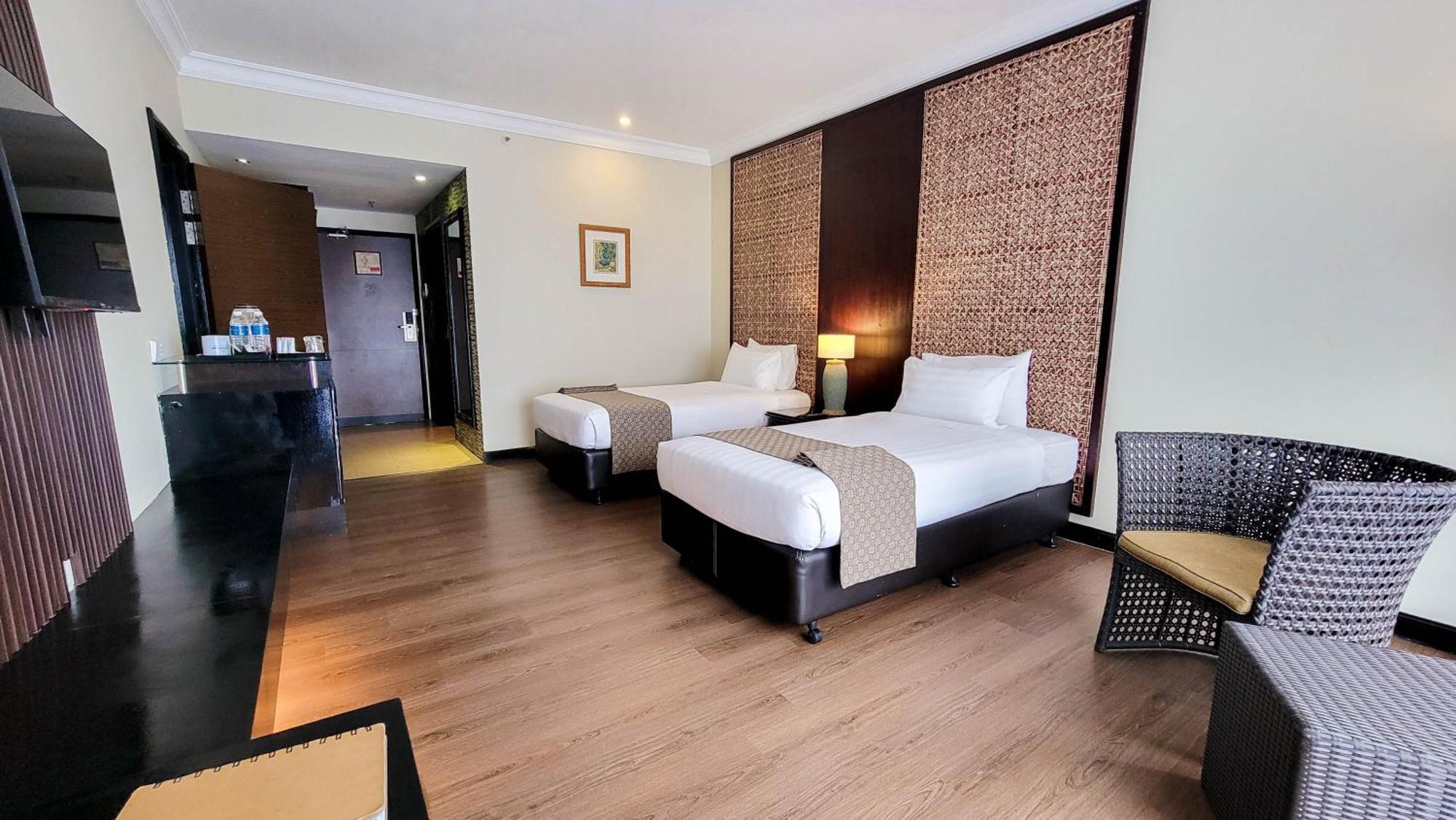 Mines Beach Resort Hotel Seri Kembangan Extérieur photo